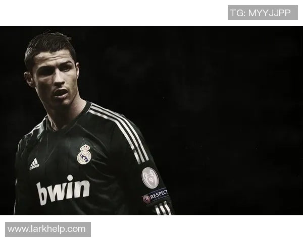 足球巨星酷炫壁纸与图文素材合集呈现炫目视觉震撼效果